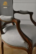Regal Louis XV Style Armchair - Image 3